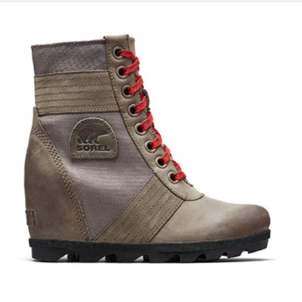 Sorel Women's Lexi Wedge Boots in Quarry Sz 7.5